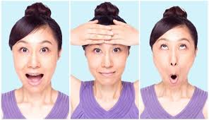 金スマで証明 1日10秒 顔ヨガであなたのfaceはキュッと小顔に mery メリー 顔ヨガ ヨガ 美容