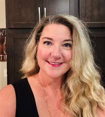 What are the best schools and fun things to do in Lakewood Ranch, Florida?