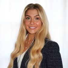 I am excited to announce that I have accepted an offer with Lockton this  summer as an Employee Benefits Intern. I would like to thank Jenna Richard  for this opportunity and her