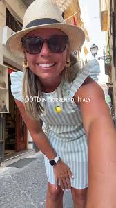 OOTD in Sorrento, Italy 🍋 #fy #fypシ゚viral #italy #fashion #ootd