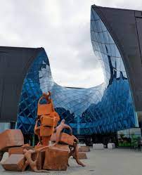 Köpcentret färdigställdes år 2012 och ritades av gert wingårdh. Das Emporia Einkaufszentrum Im Stadtteil Hyllie Schwedentipps Se