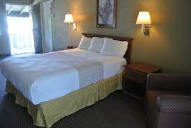 If You Want To Book The Best Lighthouses Nearby Hotel Ca Then Our Vino Inn Suites Would Be The Right Option For You Take A Joyful Suites Hotel Atascadero