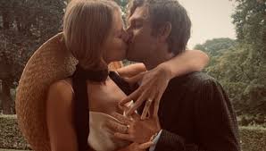 #lais ribeiro #black models #personal #other models #toni garrn #vsfs 2018 #victoria's secret #victoria's secret fashion show #backstage. Toni Garrn Brings Back The Bridal Hat To Marry Alex Pettyfer