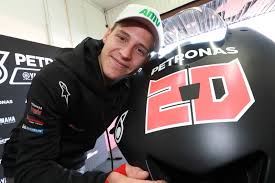 Learn more about these masks. Phanomen Fabio Quartararo Motogp Einfacher Als Moto2 Moto3