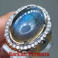 Batu akik berwarna biru langit, kuning matahari, serta putih bening nyatanya batu sintetis yang mirip permata. Cincin Batu Akik Laboradorite Cahaya Biru Asli N 1456 Terbaru Agustus 2021 Harga Murah Kualitas Terjamin Blibli