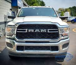 Maybe you would like to learn more about one of these? Ram 2500 Tow Mirrors Get Installed On This 2019 New Body Work Truck