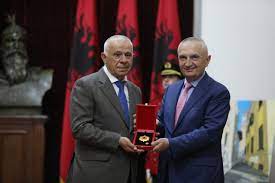 Nderi i Kombit” për studiuesin dhe publicistin e shquar, Ndriçim Kulla