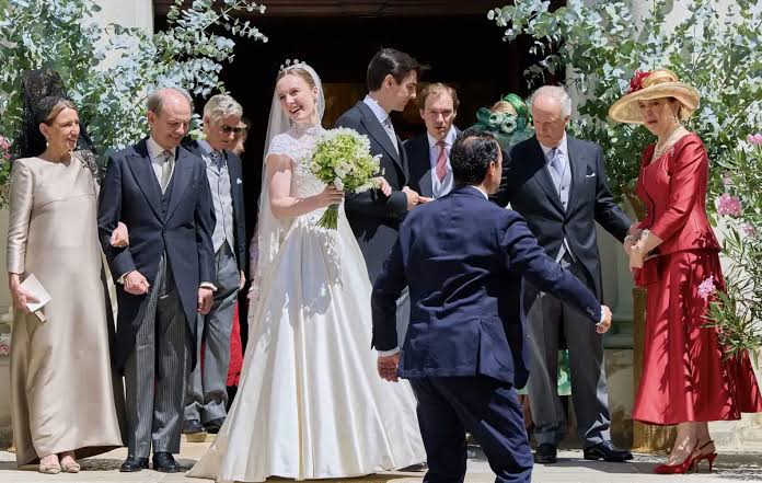 La boda de Isabel de Habsburgo-Lorena y Carlos de Palacio Gaytán de Ayala  con los reyes de Bélgica como invitados