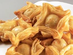 Pon una olla con abundante agua y fuego alto para que llegue a hervir. Receta De Pastelitos Criollos Tradicionalmente Las Fiestas Nacionales Las Festejabamos En Casa Pasteles De Membrillo Pasteles Caseros Como Preparar Pasteles