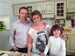 A spus ca e la masa cu mama si cu tata. Anamaria Prodan A Recunoscut CÄƒ Este InsÄƒrcinatÄƒ Stiri De Cluj