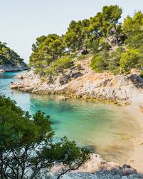 The Ultimate Guide To The Calanques In Marseille And Cassis In 2021 South Of France Marseille Places To Go
