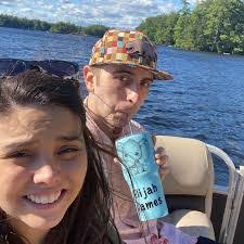 Kimberly Woolsey's Instagram, Twitter & Facebook