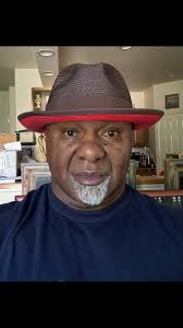 Elroy James Cormier (@yacmonster)