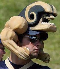 13 Funny And Bizarre Hat Designs Funky Downtown Crazy Hats Weird Hats Funny Hats