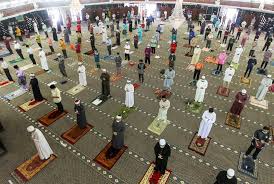 Walau bagaimanapun solat berjemaah di masjid adalah. Perak Benar Solat Berjemaah Di Masjid Surau Mulai Jumaat Ini Bebasnews