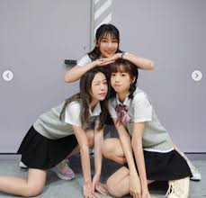 She is known for her roles as mu nianci in the legend of the condor heroes (2017), ye hongyu in ever night (2018) and wen qing in the untamed (2019). Iqku Cwvzclxym