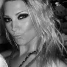 Hayley Ni Bhriain (@Layleeey)