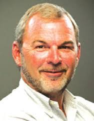 Crystal Reis's Instagram, Twitter & Facebook