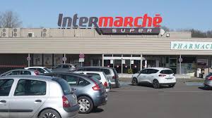 10 reviews of intermarché so we are back again in 2014 and intermarche super is still the pick of the supermarkets in lagos (there is also an express version near the marina in town) i normally grab a coffee and pastry in their cafe post shopping. Intermarche Reserve Un Creneau Pour Les Seniors