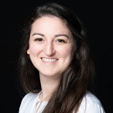 Carrie Kaplan's Instagram, Twitter & Facebook