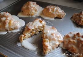 Bisquick Cinnamon Coffee Cake Sour Cream Easy Bisquick Cinnamon Biscuits Recipe Box Bisquick Recipes Biscuit Recipe Cinnamon Biscuits