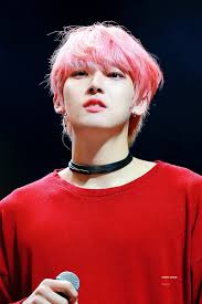 Inseong Sf9 Sf9 Celebs Pink Hair