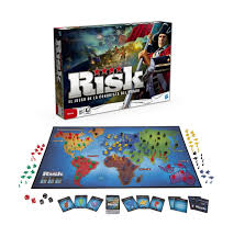 Reseña del juego de mesa risk, en el que los jugadores compiten en un tablero. Especial Risk Juego De Mesa Estrategico Boardgametotal