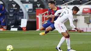 هاجم أليكساندر تشيفيرين رئيس الاتحاد الأوروبي لكرة القدم ويفا ريال مدريد وبرشلونة ويوفنتوس الثلاثة أندية التي لم تنسحب من بطولة السوبر ليج بعد. Ø¨Ø±Ø´Ù„ÙˆÙ†Ø© ÙŠØ¹Ù„Ù† Ø¥ØµØ§Ø¨Ø© ÙƒÙˆØªÙŠÙ†ÙŠÙˆ ÙˆØºÙŠØ§Ø¨Ù‡ Ø¹Ù† Ù‚Ù…Ø© ÙŠÙˆÙÙ†ØªÙˆØ³ ÙÙŠ Ø¯ÙˆØ±ÙŠ Ø§Ù„Ø£Ø¨Ø·Ø§Ù„ Rt Arabic