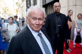 Sa mère refait sa vie avec un homme dont le nom de famille est bouvard. Philippe Bouvard Abandonne Par Son Pere Le Jour De Sa Naissance Il Raconte Leurs Retrouvailles