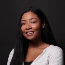 Last week, Spotify gave a few of the top tech creators a backstage pass to  all things Spotify through our Tech Insiders Pilot Program! The intimate  group had a behind the scenes