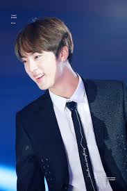 Bts adalah singkatan dari bangtan sonyeondan atau bangtan boys, namanya semakin populer setelah memenangkan penghargaan top social artist award pada tahun 2017 di acara baca: Biodata Profil Dan 1001 Fakta Jin Bts Terbaru Dan Terlengkap 2018