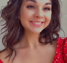 Yvette Santos's Instagram, Twitter & Facebook