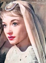 ⭐️ Vintage Photo of young Patricia Routledge ⭐️