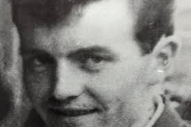 Fury of Bloody Sunday families after loyalists again erect Paras flags