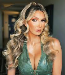 SANDY HAYWARD : JEANETTE HAYWARD : TYLER MCCAIN : Where is Nikki? That's  all we want!