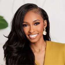 At the end of this month, nearly six months after I started, I will be  leaving my position as a Clinical Research Coordinator at Massachusetts  General Hospital. This role has allowed me