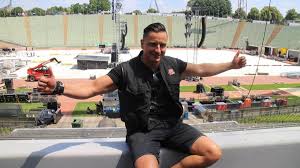 Andreas gabalier (born in graz on 21 november 1984) is an austrian folk singer. Andreas Gabalier Verrat 2020 Plane Es Wird Anders Werden