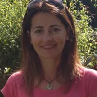 200+ perfiles de «Caroline Preston»