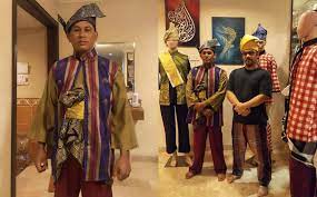 Friday, june 15, 2018 add comment edit. Awie Bawa Nostalgia Peminat Ke Zaman Pahlawan Melayu Sambil Berpantun Gempak
