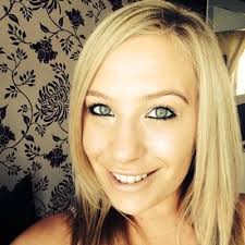 Vicky marks (@Vickymarks15)