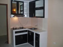 Gagasan desain untuk ruang dapur tidak hanya harus mengandalkan dan mengedepankan fungsi, tetapi juga harus memenuhi standar estetika. Harga 70 Model Gambar Kitchen Set Minimalis Memiliki Dapur Yang Rapi Bersih Dan Semua Barang T Ruang Tamu Eklektik Interior Apartemen Desain Dapur Kecil