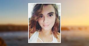 Caitlin Watkins's Instagram, Twitter & Facebook