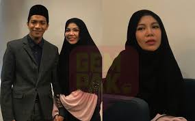 Sebelum ini, dai'ie nik farhan telah membuat laporan polis dan. Aura Sudah Pudar Da I Farhan Cerai Isteri Sedang Hamil The Malaysia Online