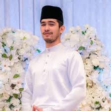She was accorded the title permaisuri nur zahirah on july 19, 1998, after tuanku. Senarai Perkahwinan Artis Malaysia Sepanjang Tahun 2021