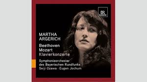 Das ändert sich zum glück auch nicht, auch wenn die pianistin an diesem samstag 80 jahre alt wird. Die Pianistin Martha Argerich Wird 80 Jahre Alt La Martha Eine Liebeserklarung Meinung Br Klassik Bayerischer Rundfunk