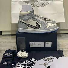 Maybe you would like to learn more about one of these? Sp Sepatu Nike Air Jordan 1 Low X Dior Original Abu Abu Murah Shopee Indonesia