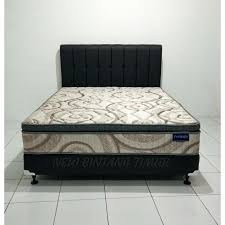 Harga kasur spring bed ini juga tidak mahal dan jika di hotel memilih kasur tipe ini harga sewanya akan lebih murah. Spring Bed Romance Feelings Plush Top 180 X 200 Hb R Omeo Full Set Shopee Indonesia