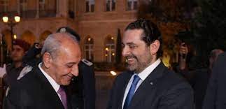 ويريدون من ميشال عون وجبران باسيل ان يقبلا ان يكون نبيه بري وسيط محايد. Ù…Ø´ Ø§Ø¨Ù† Ø±ÙÙŠÙ‚ Ø§Ù„Ø­Ø±ÙŠØ±ÙŠ Ø§Ù„Ù„ÙŠ Ø¨ÙŠØ¹Ù…Ù„ Ù‡ÙŠÙƒ Ù„Ùˆ Ø³Ù…Ø¹ Ø³Ø¹Ø¯ Ù…Ù† Ø¨Ø±ÙŠ