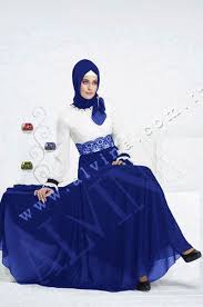 Tesettur Giyim Esarp Kaban Kap Etek Ceket Tunik Pantalon Elbise Manto Pardesu Giyim Moda Stilleri Kiyafet
