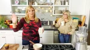 Yorkshire dessert and also beef ribs go together like cookies and milk, specifically on christmas. Trisha Yearwood Tours Set Of Her Cooking Show Trisha S Southern Kitchen Classic Country Music